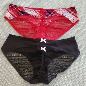 Lace hiphigger underwear